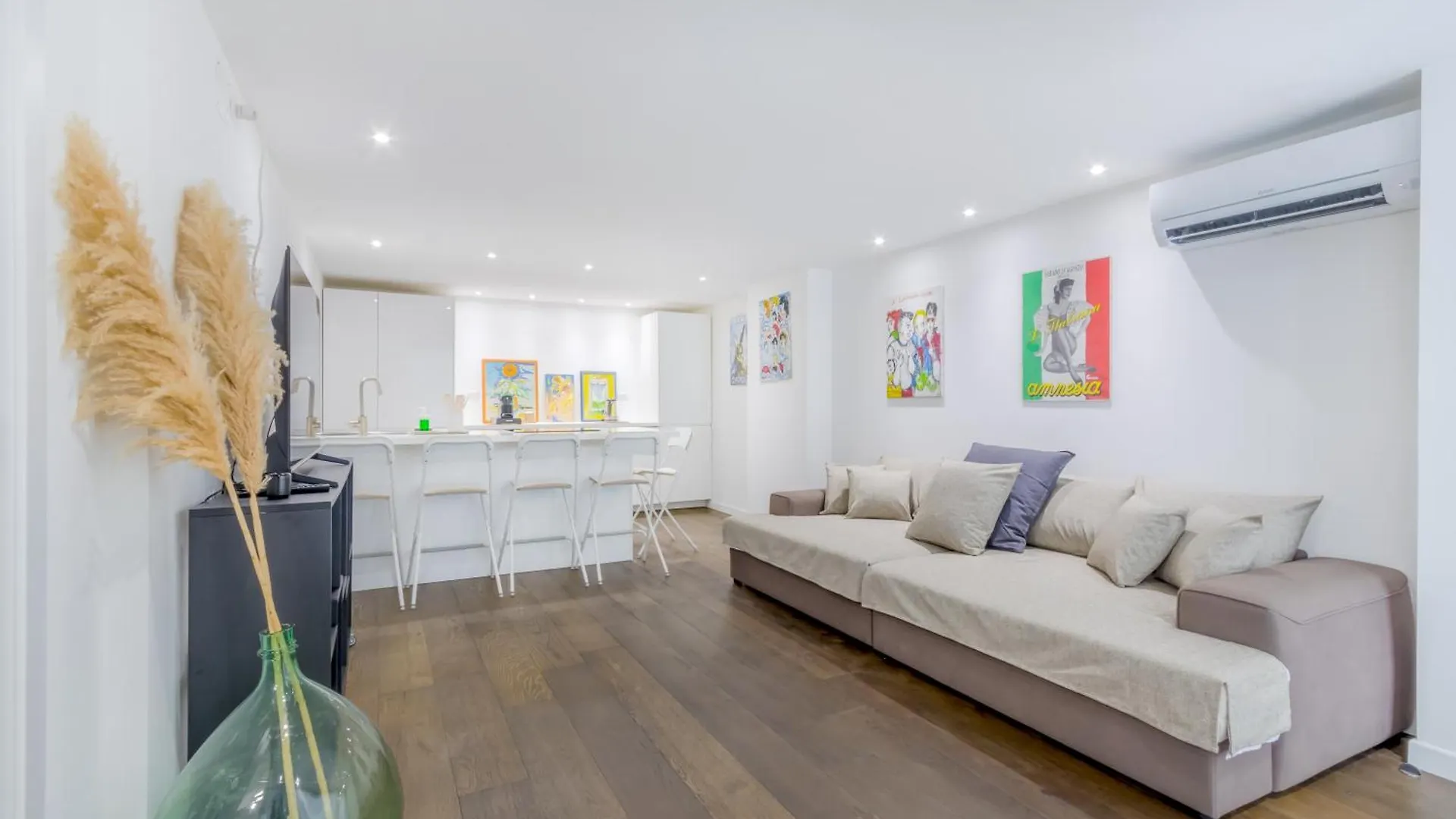 Milan Center Jacuzzi Deluxe Loft Apartment