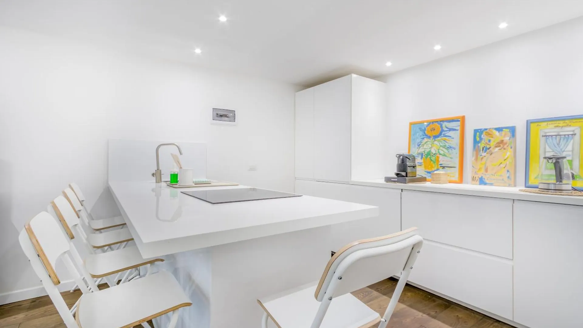 Milan Center Jacuzzi Deluxe Loft Apartment
